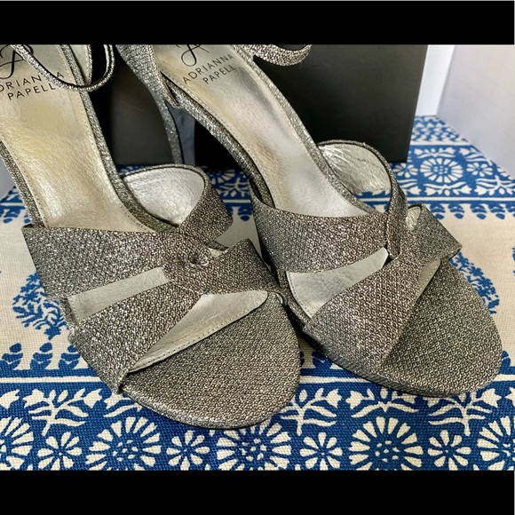 EUC✨Adrianna Papell Alberta Platform Sandal 9 - Picture 2 of 11